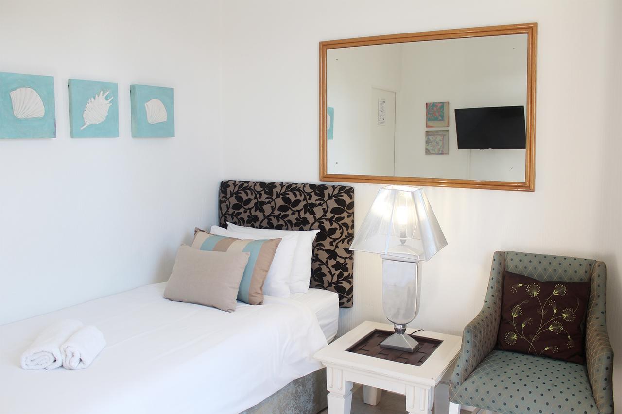 โอเชียนส์ โฮเต็ล Hotel มอสเซิลเบย์ ภายนอก รูปภาพ